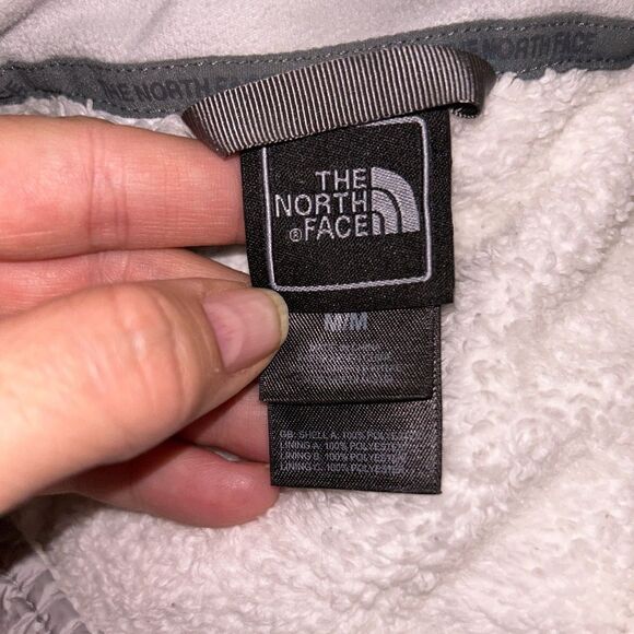 Womens The North Face Osito white jacket M - Picture 3 of 3
